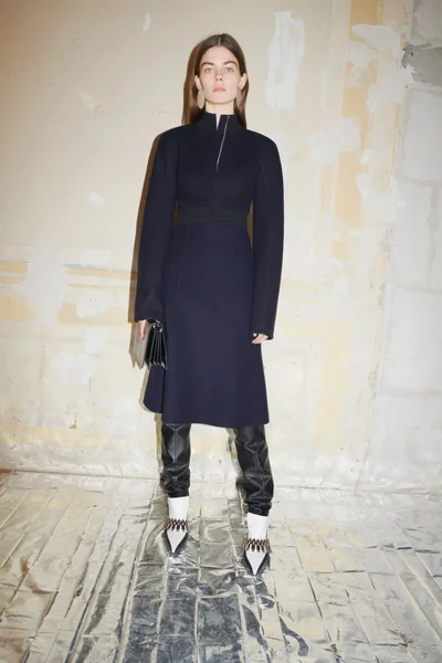 Look 28